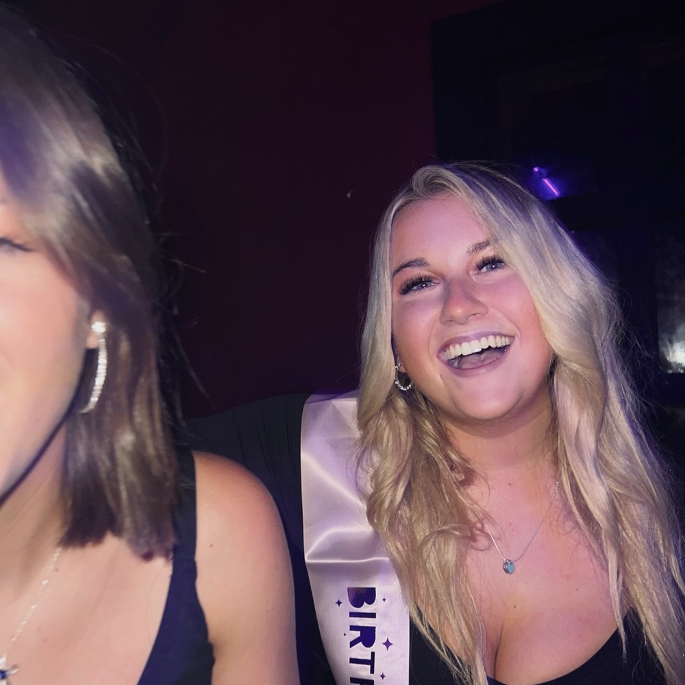 Meet your Posher, Grace